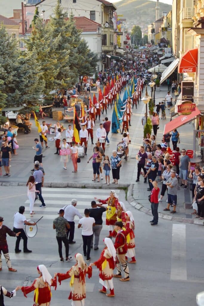 ilindenski denovi bitola ДЕФИЛЕ
