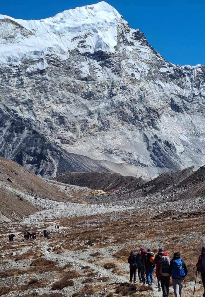 Битолчаните Сашо Палигора и Горан Дамевски го освоија Island Peak