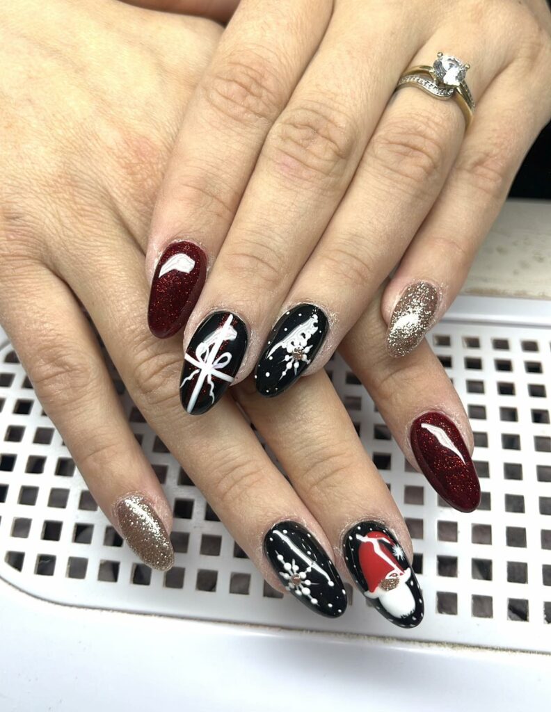 маникирот Qween of nails Alexandra