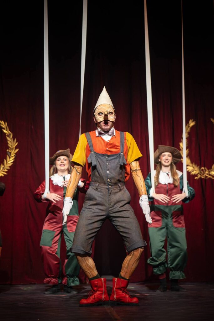 Сто години подоцна: „Пинокио“ оживеа пред оригиналната завеса во НТБ