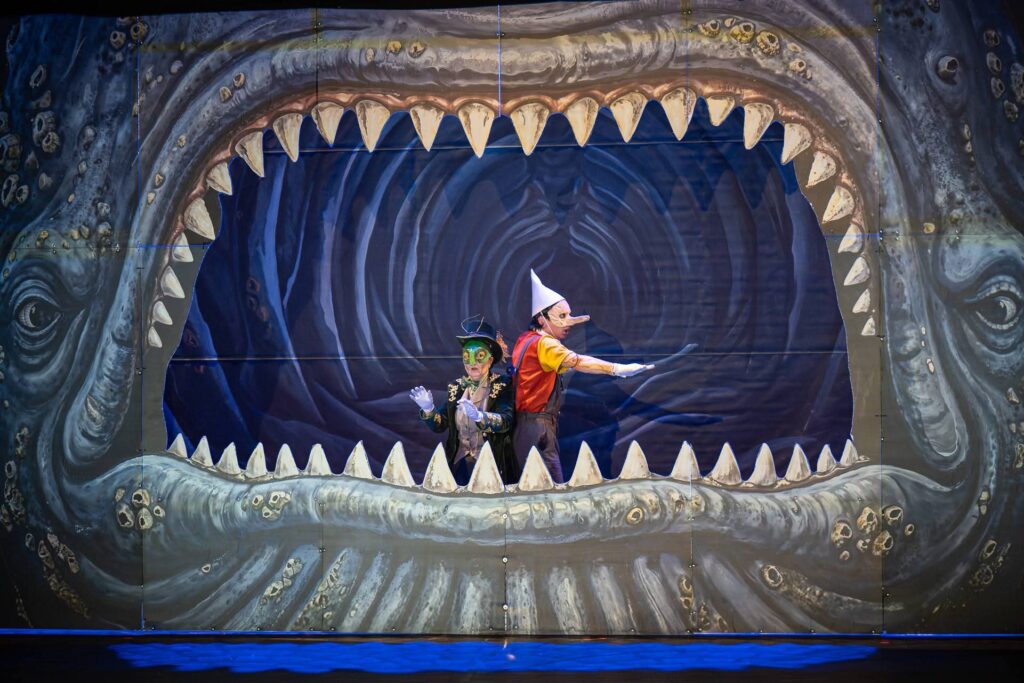 Сто години подоцна: „Пинокио“ оживеа пред оригиналната завеса во НТБ