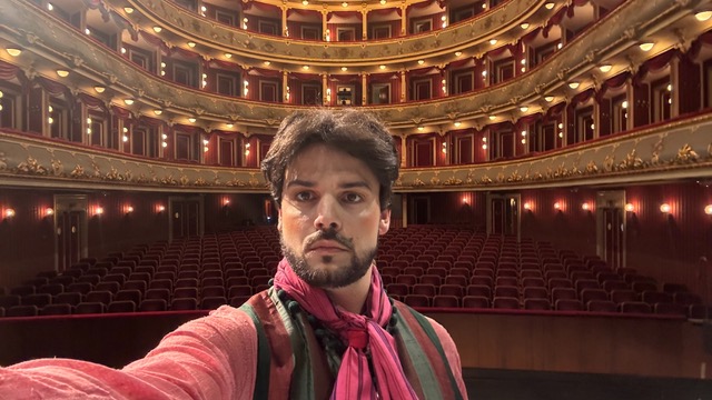 Битолчанецот Давор Неќак дебитира во улогата на Фигаро во ХНК Сплит