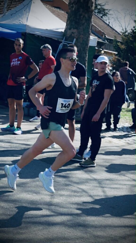 Атлетскиот клуб Олимп од Битола го забележа својот прв меѓународен триумф по новиот почеток на клубот, откако Димитар 