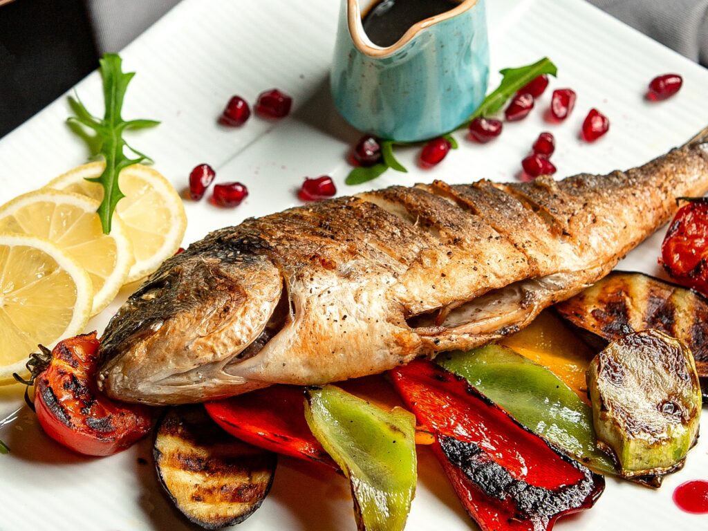 Риба како од ресторан: златно крцкава, сочна и совршено миризлива