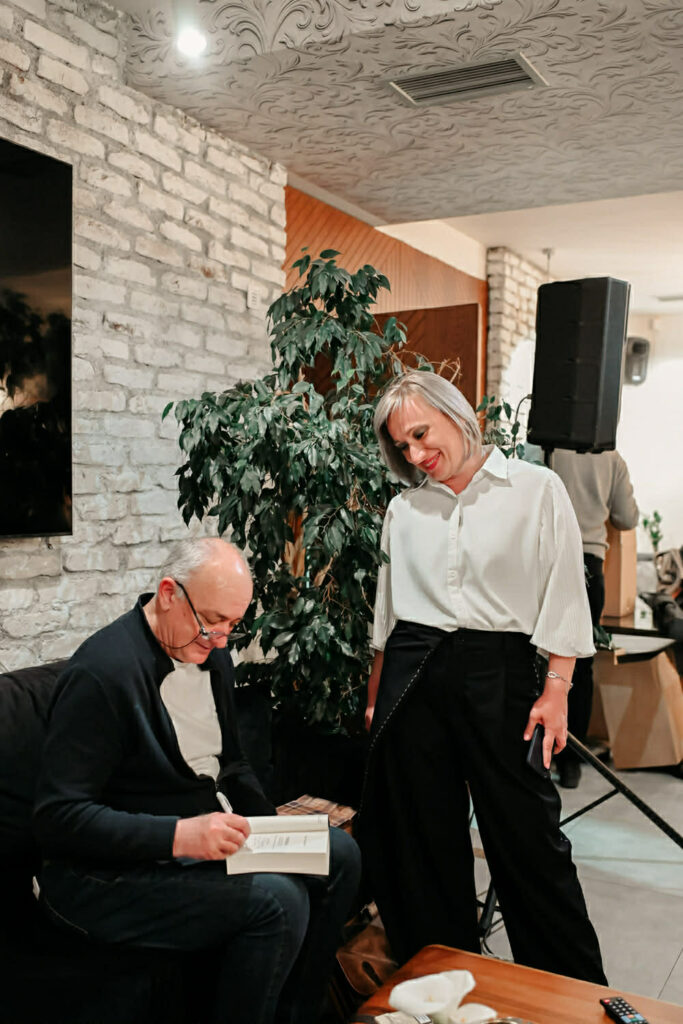 Венко Андоновски во Битола: книжевноста како отпор кон бесчувствителноста